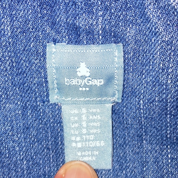 Gap washed denim pleated bib overall size 5 - Picture 8 of 9